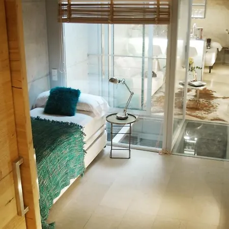 My Space Pool Center * 바르셀로나
