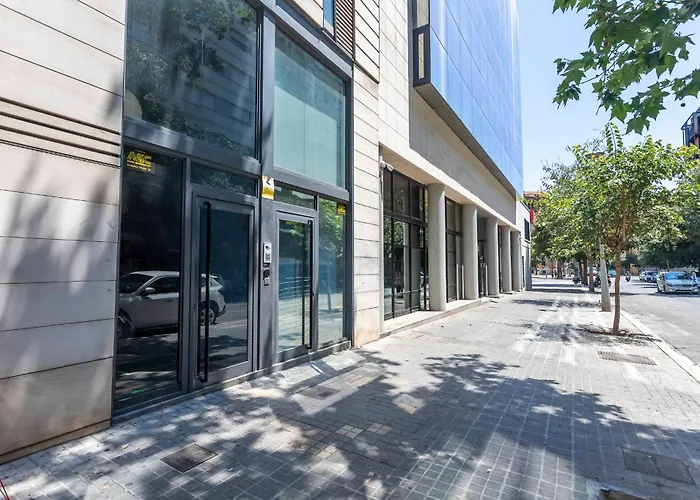 My Space Pool Center Lejlighed Barcelona